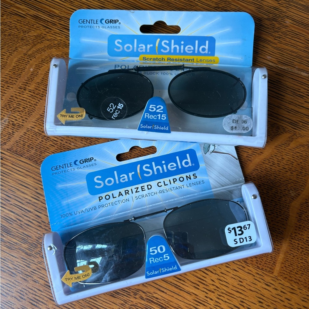 Solar Shield Polarized Clip On Sunglasses Two Pair Eyewear Black Oval Summer - Picture 4 of 10